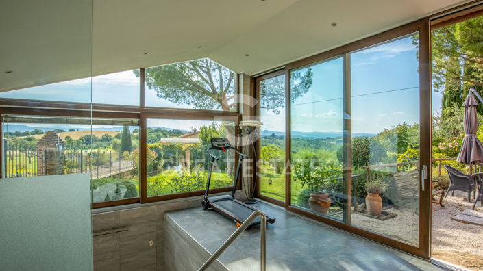 Image No.43-17 Bed Country House for sale