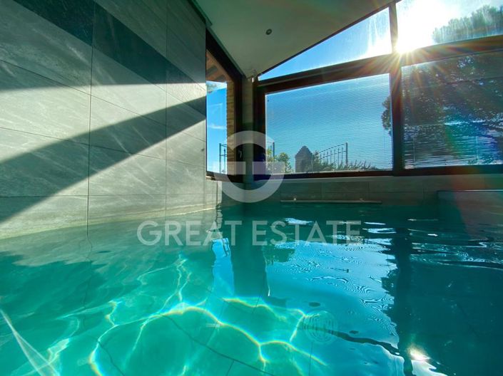 Image No.45-17 Bed Country House for sale