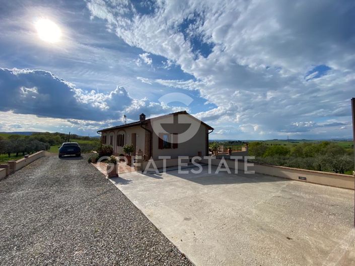 Image No.7-17 Bed Country House for sale