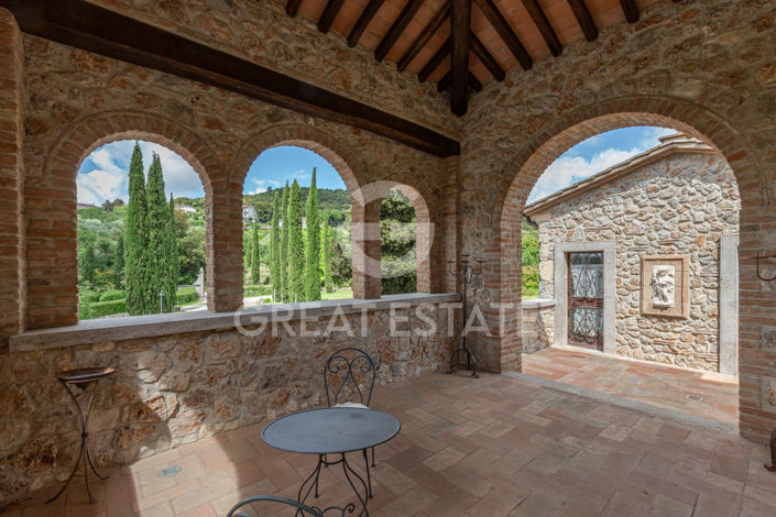 Image No.22-12 Bed Villa for sale