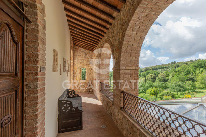 Image No.25-12 Bed Villa for sale