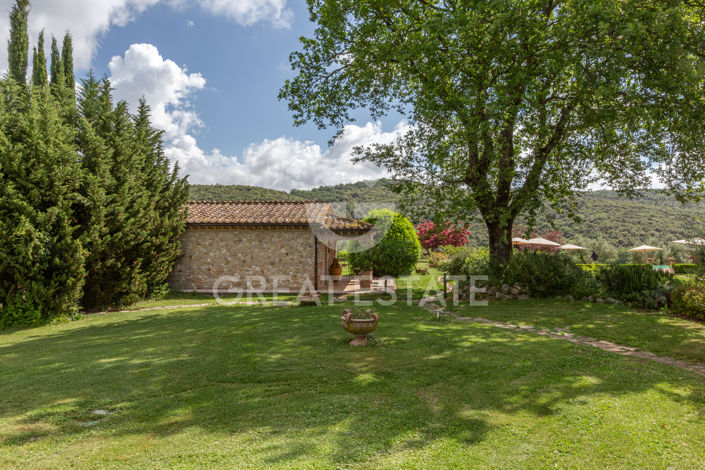 Image No.35-12 Bed Villa for sale