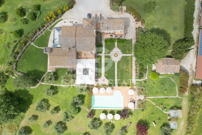 Image No.44-12 Bed Villa for sale