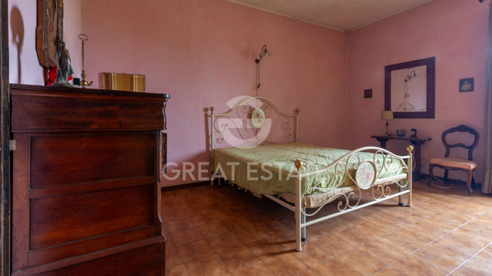 Image No.30-9 Bed Country House for sale