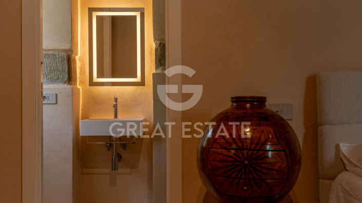 Image No.14-5 Bed Villa for sale