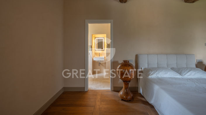 Image No.31-5 Bed Villa for sale