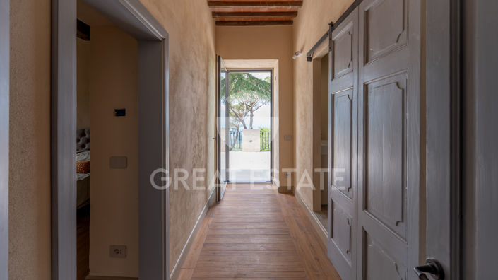 Image No.39-5 Bed Villa for sale