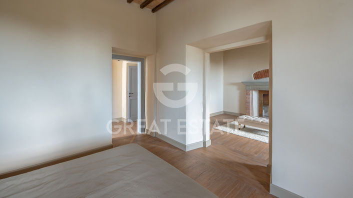 Image No.43-5 Bed Villa for sale