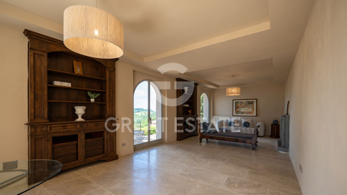 Image No.6-5 Bed Villa for sale