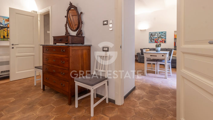 Image No.25-3 Bed Property for sale