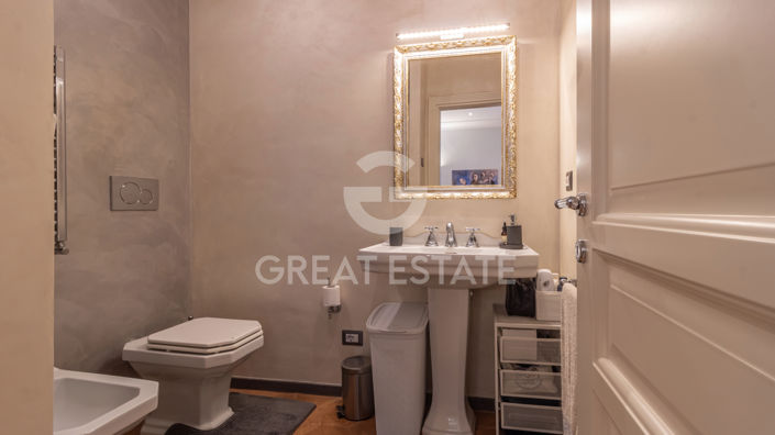 Image No.31-3 Bed Property for sale