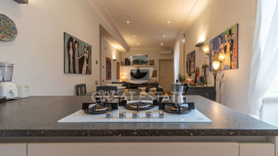 vendesi-appartamento-in-centro-storico-in-umb