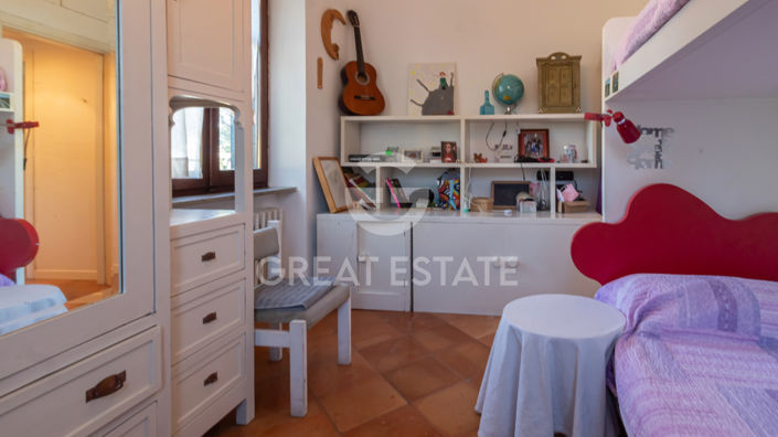 Image No.22-5 Bed Country House for sale