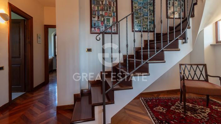 Image No.28-5 Bed Country House for sale