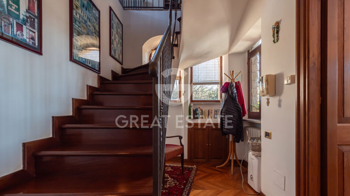 Image No.32-5 Bed Country House for sale