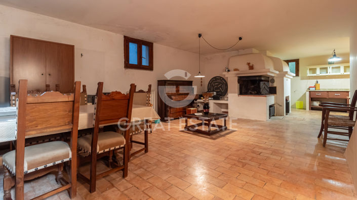 Image No.37-5 Bed Country House for sale