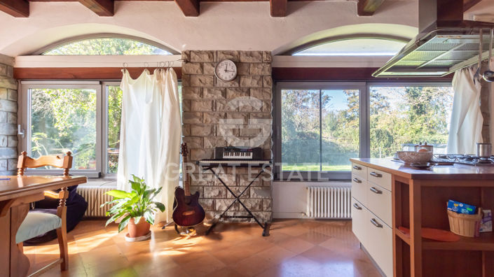 Image No.5-5 Bed Country House for sale