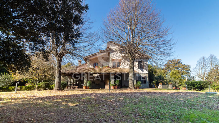 Image No.8-5 Bed Country House for sale