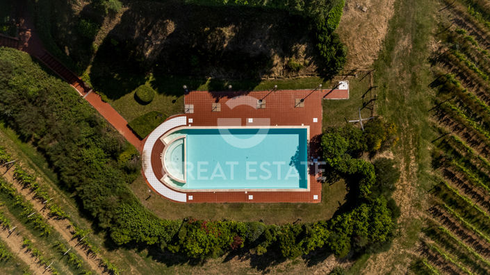 Image No.20-8 Bed Country House for sale