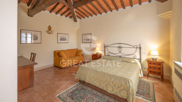 Image No.29-8 Bed Country House for sale