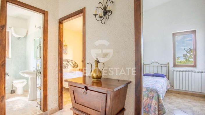 Image No.13-3 Bed Country House for sale