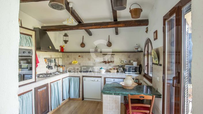 Image No.6-3 Bed Country House for sale