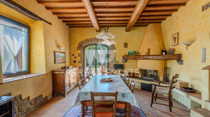 Image No.18-7 Bed Country House for sale