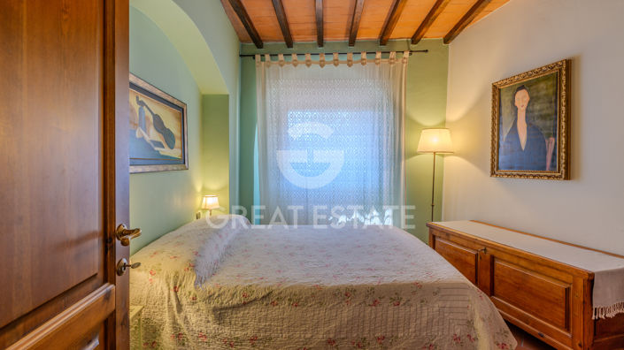 Image No.22-7 Bed Country House for sale