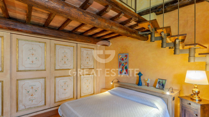 Image No.25-7 Bed Country House for sale
