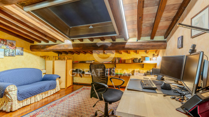 Image No.27-7 Bed Country House for sale