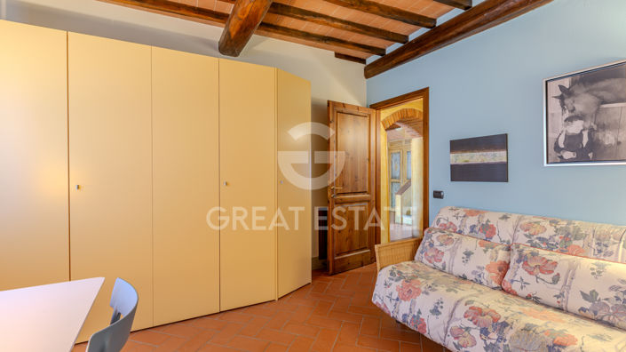 Image No.31-7 Bed Country House for sale