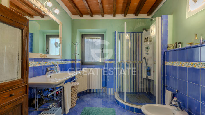 Image No.33-7 Bed Country House for sale