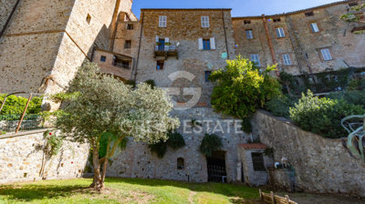 Propriété de 4 chambres à vendre à Ficulle