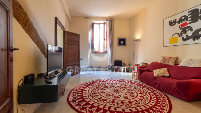 Image No.14-4 Bed Property for sale