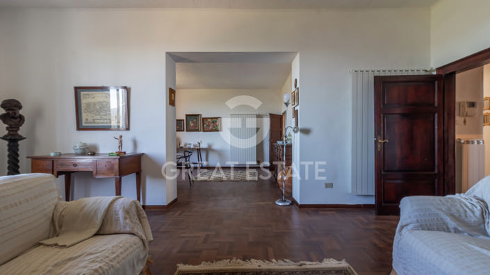 Image No.23-4 Bed Property for sale