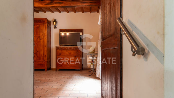 Image No.12-3 Bed Property for sale