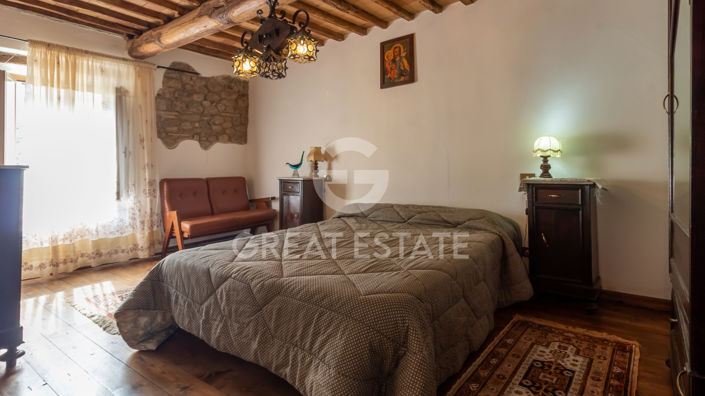 Image No.22-3 Bed Property for sale