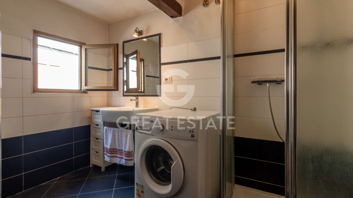 Image No.23-3 Bed Property for sale