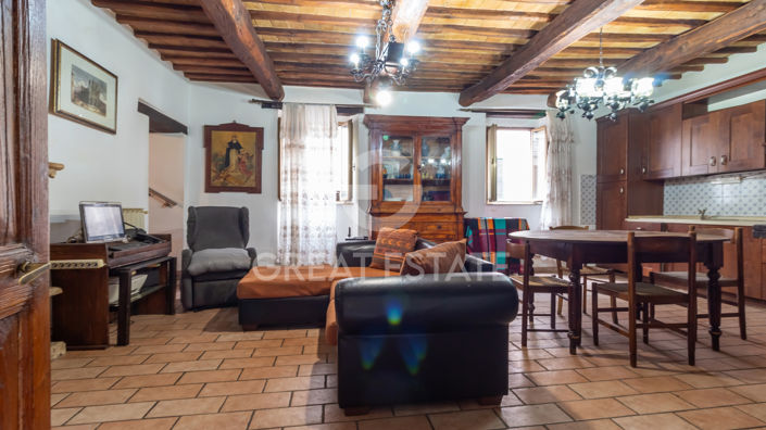 Image No.6-3 Bed Property for sale