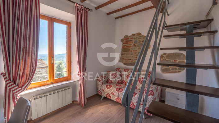 Image No.27-5 Bed Country House for sale