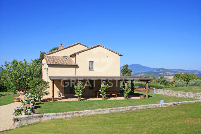 Image No.10-4 Bed Country House for sale