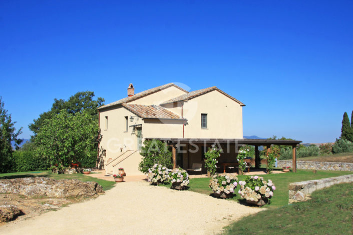 Image No.11-4 Bed Country House for sale