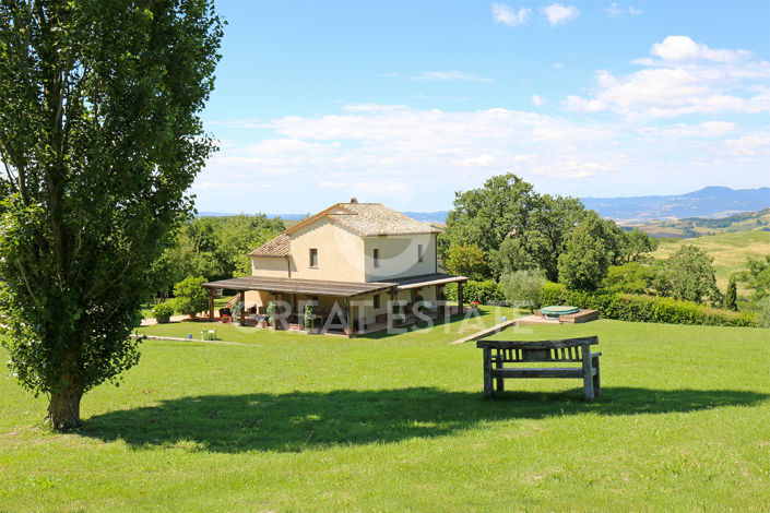 Image No.14-4 Bed Country House for sale