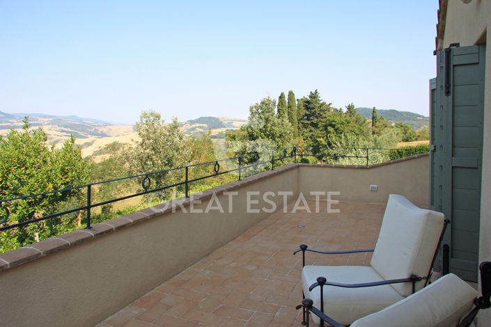 Image No.17-4 Bed Country House for sale