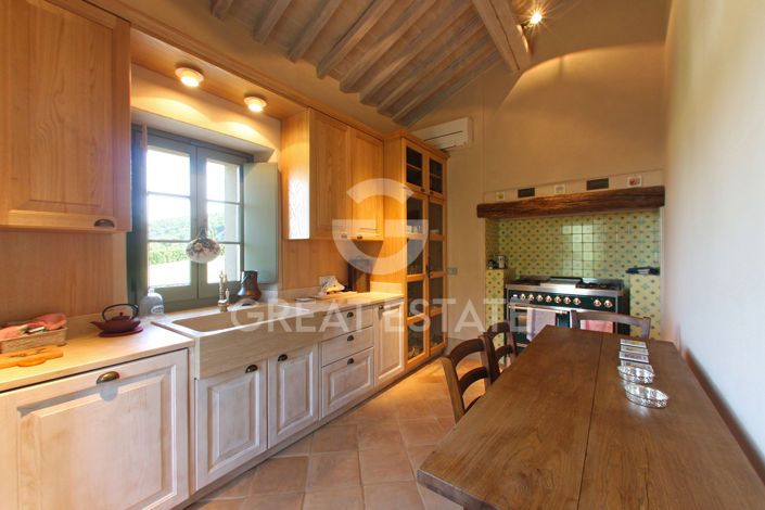 Image No.19-4 Bed Country House for sale