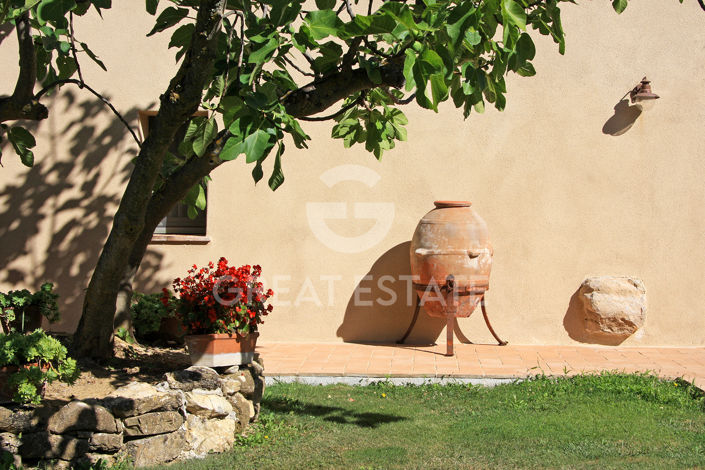 Image No.29-4 Bed Country House for sale