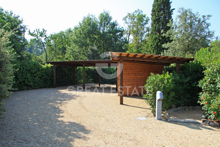 Image No.41-4 Bed Country House for sale