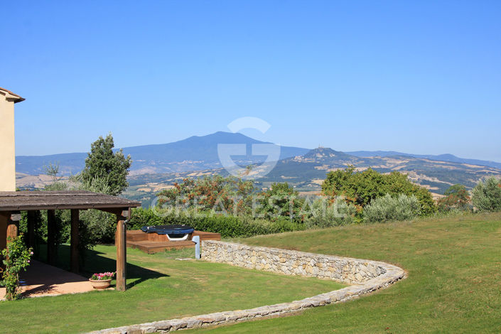 Image No.42-4 Bed Country House for sale