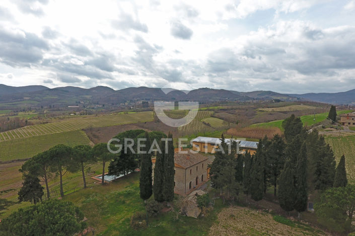 Image No.14-6 Bed Vineyard for sale