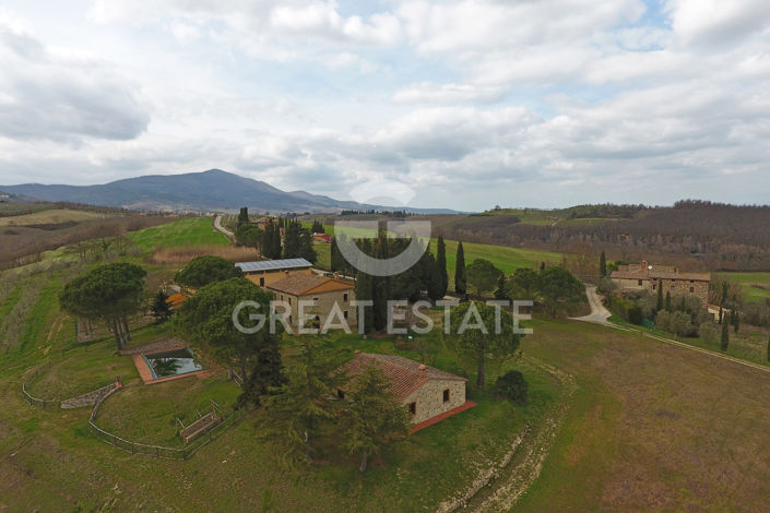 Image No.15-6 Bed Vineyard for sale